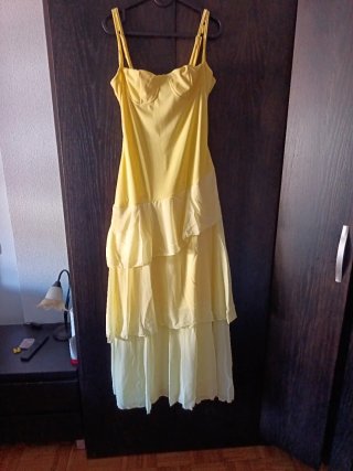 Vestido amarillo de fiesta sin estrenar