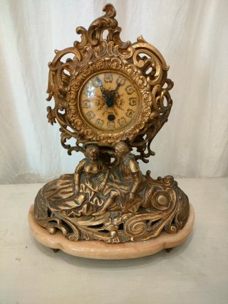 Reloj Bronce Figuras Antiguo Decorativo