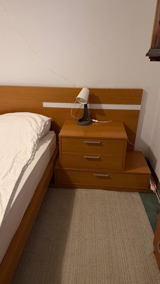 Cama Matrimonio 1.60 con Cabezal y Mesitas