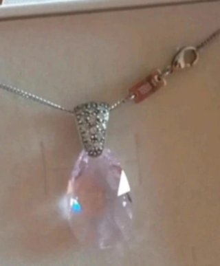 Collana con quarzo rosa e zirconi