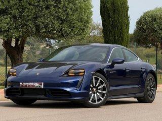 PORSCHE Taycan Turbo