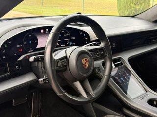 PORSCHE Taycan Turbo