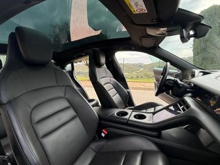 PORSCHE Taycan Turbo