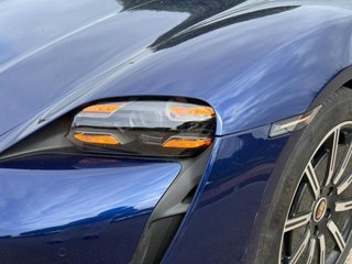 PORSCHE Taycan Turbo