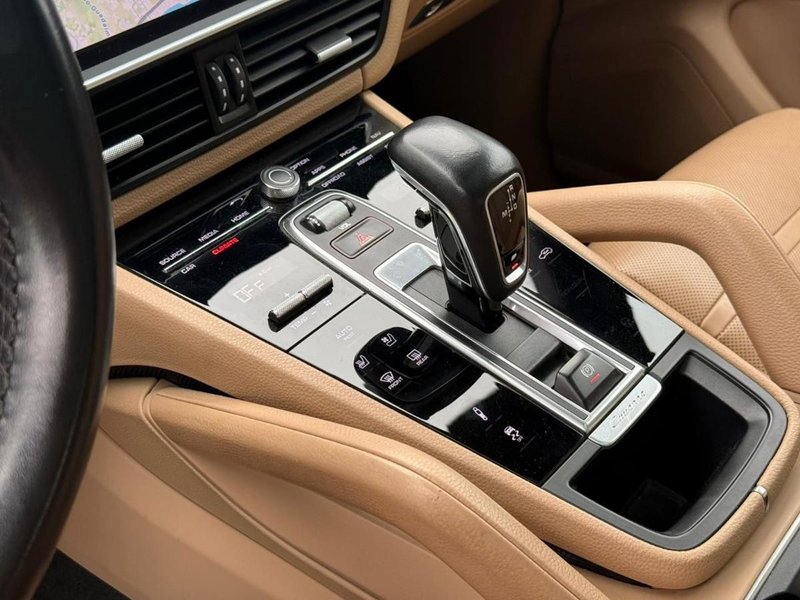 Porsche Cayenne 2019, foto 30