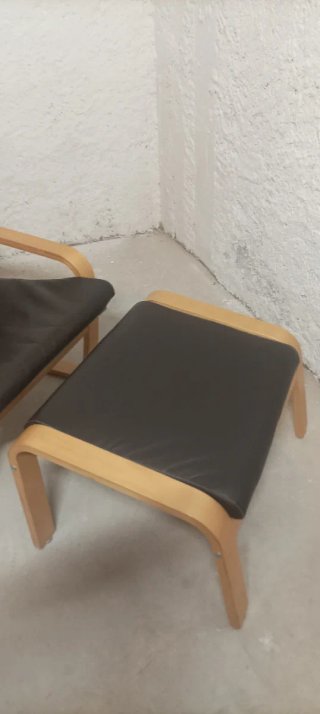 Sillón Poäng con reposapiés