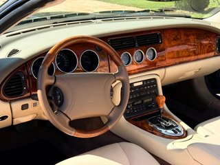 JAGUAR Serie XK XK8 CONVERTIBLE