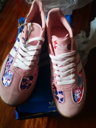 Zapatillas Adidas Flores Rosas