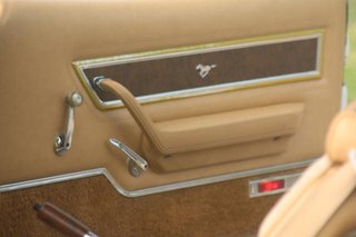 FORD Mustang Mustang II Ghia