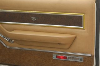 FORD Mustang Mustang II Ghia