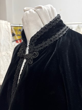 Capa Fallera Negra Terciopelo