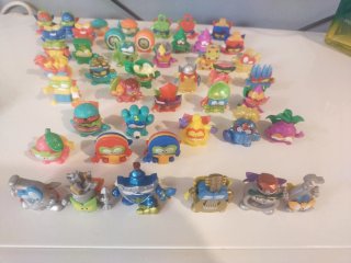 Muñecos Coleccionables Superthings