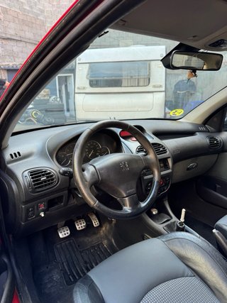 Peugeot 206 2003
