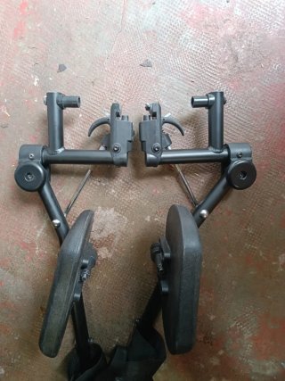 Reposapiés elevables silla de ruedas (par)