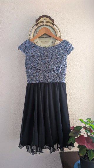 Vestido azul de lentejuelas talla M/38