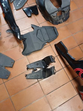 Plásticos gilera runner 50