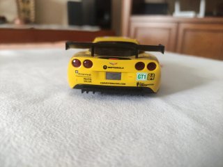 Corvette C6R Scalextric Amarillo