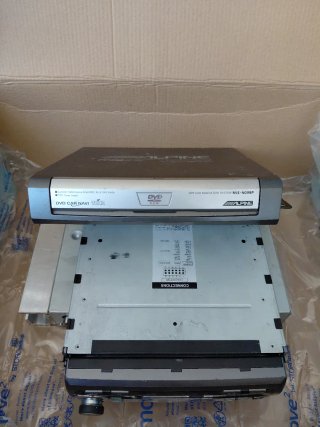 Radio Alpine IVA.D310R