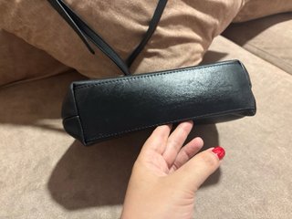 Bolso DKNY Piel Negro Dorado