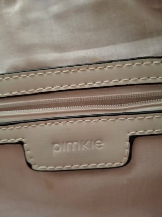 Bolso blanco y negro