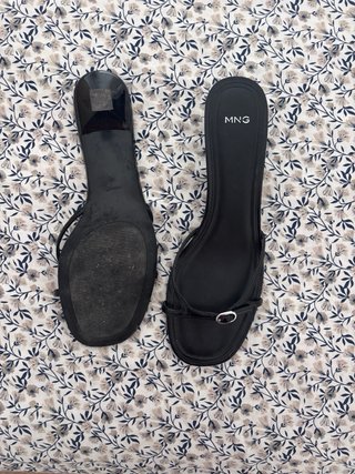 Sandalias kitten negras