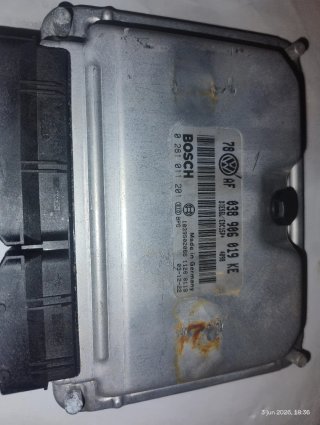 Centralita ECU Motor Bosch VW Passat