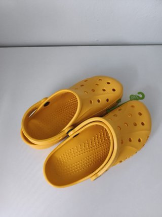 Crocs Amarillas Mujer