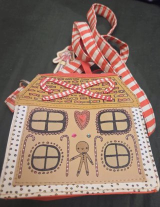 Bolso Casa de Jengibre con Adornos