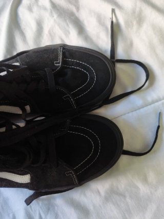 Vans Sk8-Hi negras corte alto, número 43