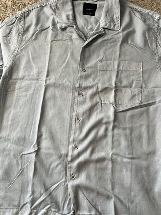 Camisa gris manga corta
