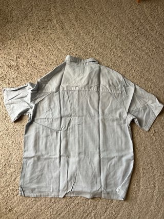 Camisa gris manga corta