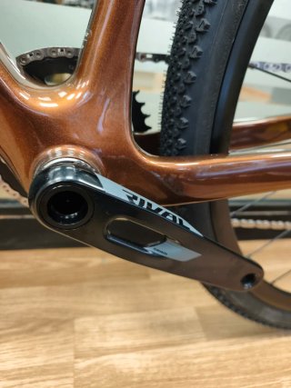 Mendiz Gravel G12