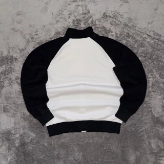 Chaqueta Streetwear Nike blanco negro gris talla M