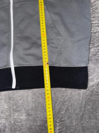 Chaqueta Streetwear Nike blanco negro gris talla M