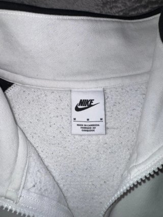 Chaqueta Streetwear Nike blanco negro gris talla M