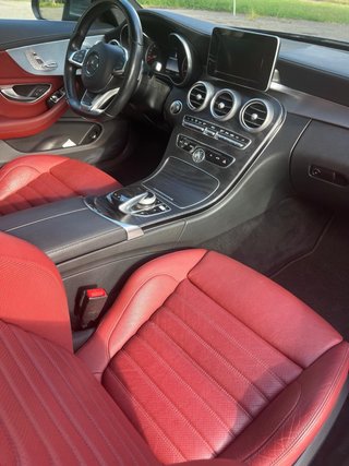 Mercedes-Benz C300