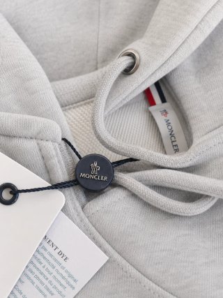 Moncler Zip Hoodie Gris