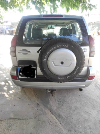 Toyota Land Cruiser 2003