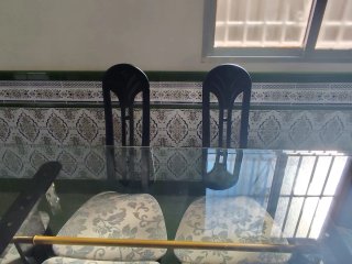 Mesa de cristal con 6 sillas