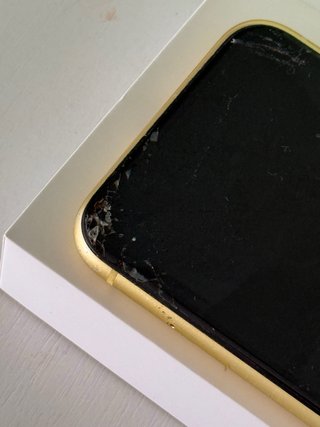 iPhone 11 128GB Giallo