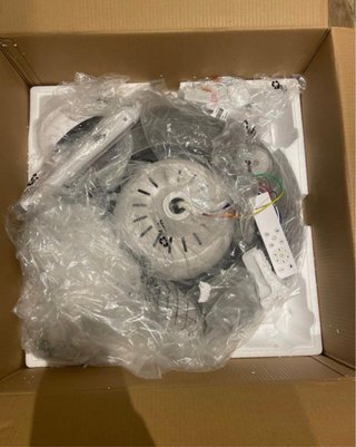 Ventilador de techo moderno con luz