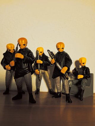 Star Wars Frigrin D'an Cantina Band Figura