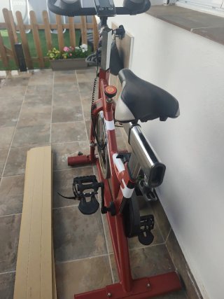 Bicicleta Spinning BH Roja