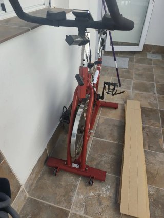 Bicicleta Spinning BH Roja