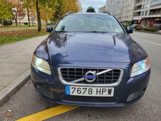 Volvo V70 2010
