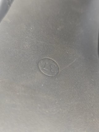 Botines de tacón alto y plataforma negros