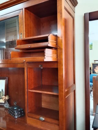 Mueble de salón madera y cristal