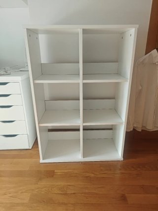 Estantería blanca modular