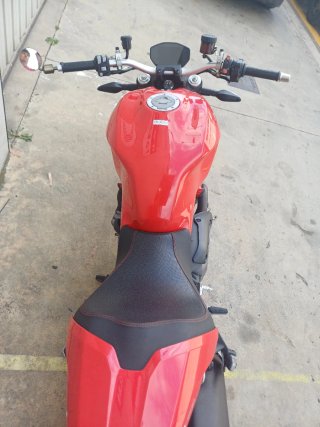 Ducati Monster 1200