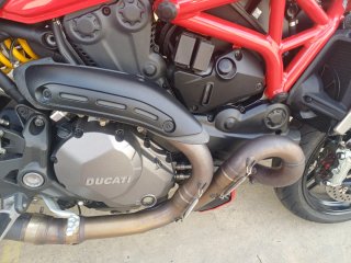 Ducati Monster 1200